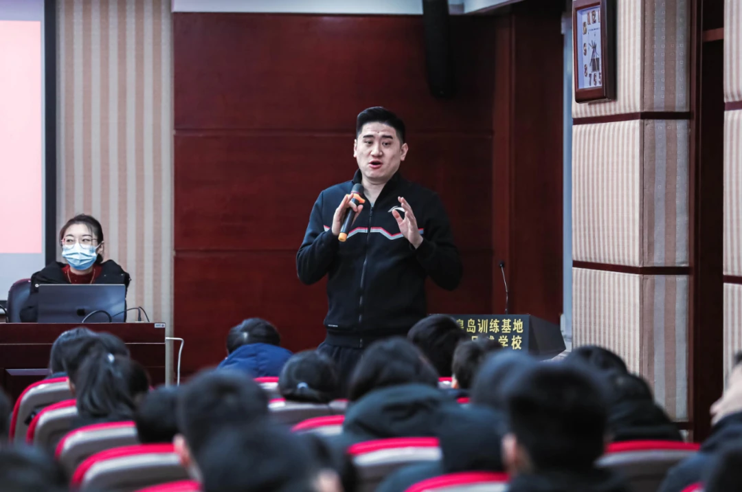 刻苦训练篮球时如何避免受伤的建议_2
